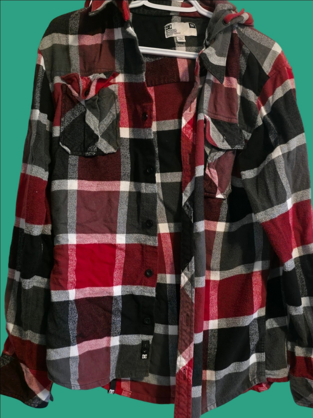 4/$67 Deal! DC Red & Black Plaid Flannel Button-Up Shirt